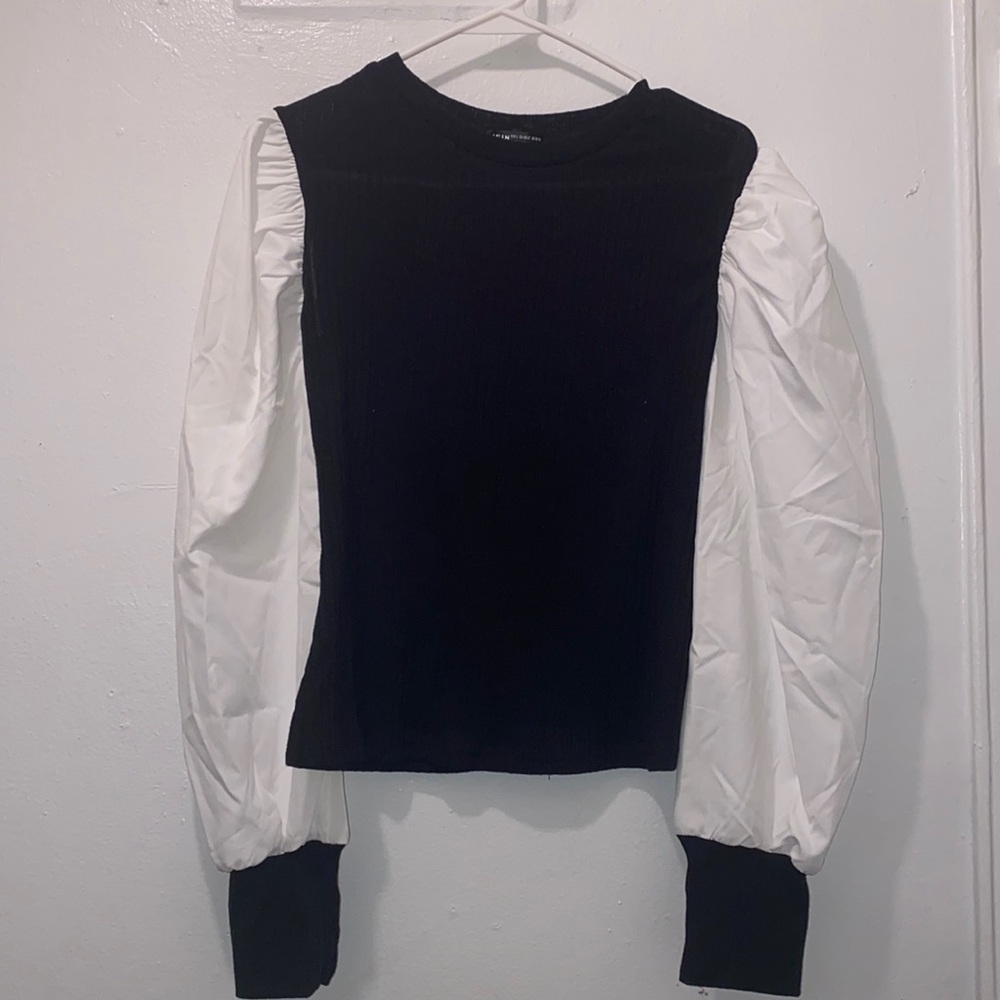 Puff sleeve blouse
